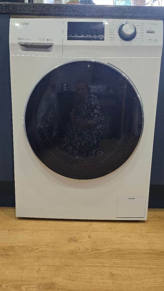 Haier HW100-B1439N Washing Machine – Great Condition