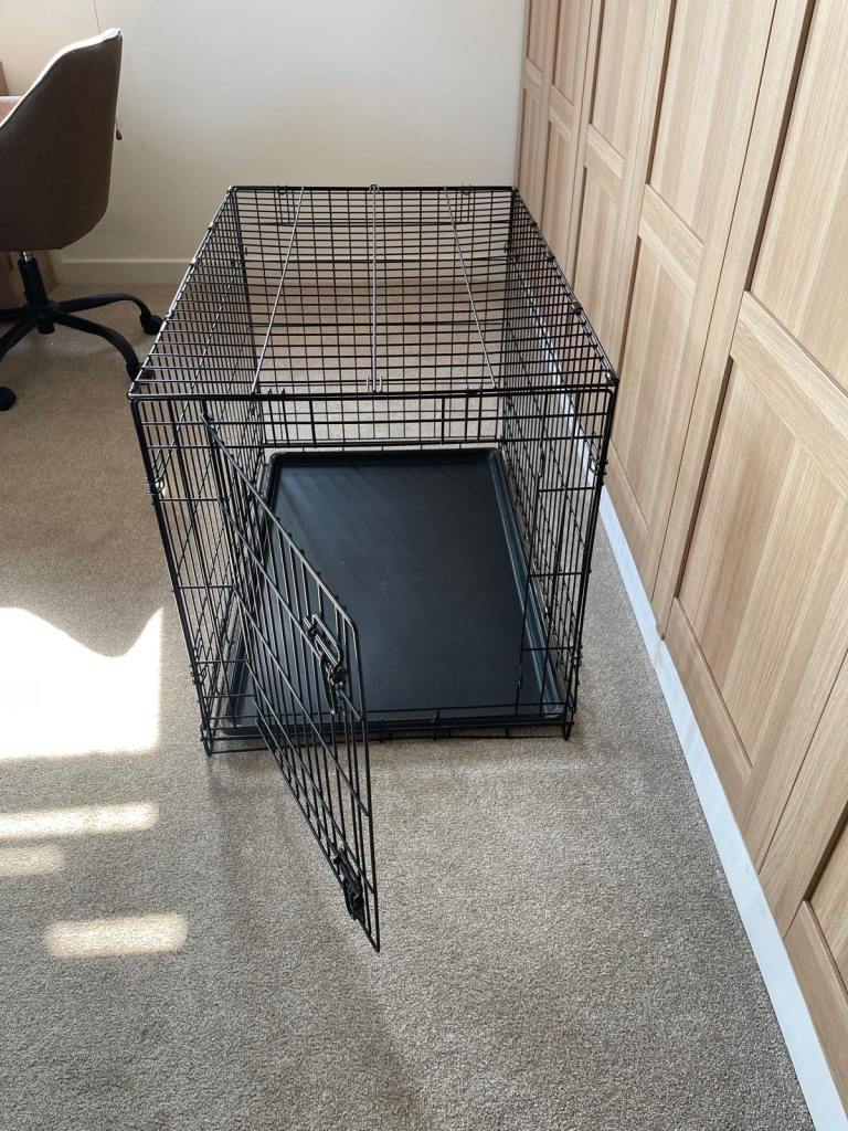 Medium size dog crate