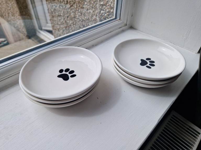6x Ceramic wide and shallow non-slip cat bowls/plates