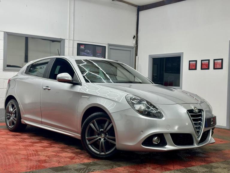 2015 Alfa Romeo Giulietta 1.4 TB MultiAir Exclusive 5dr TCT HATCHBACK PETROL Automatic