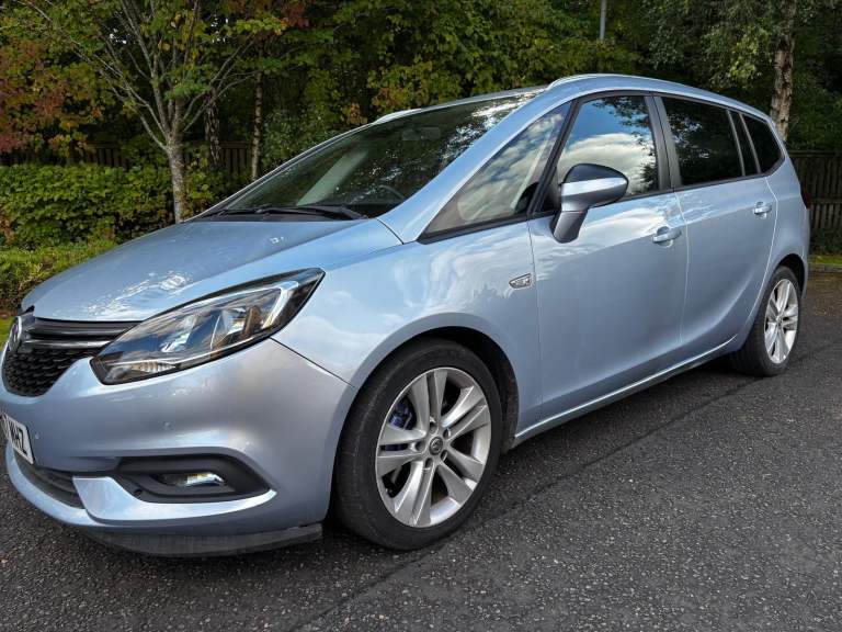 2017 VAUXHALL ZAFIRA TOURER SRI NAV 2.0, MOT DECEMBER 26, NO ADVISORS 