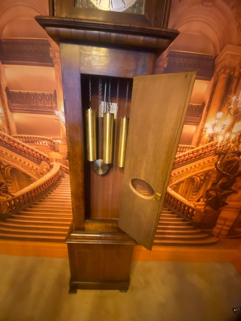 LONG CASE CLOCK WITH WESTMINSTER CHIMES 