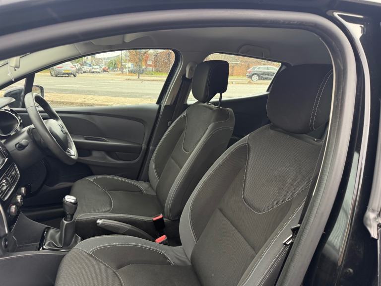 2017 Renault Clio 1.2 16V Dynamique Nav 5dr HATCHBACK Petrol Manual