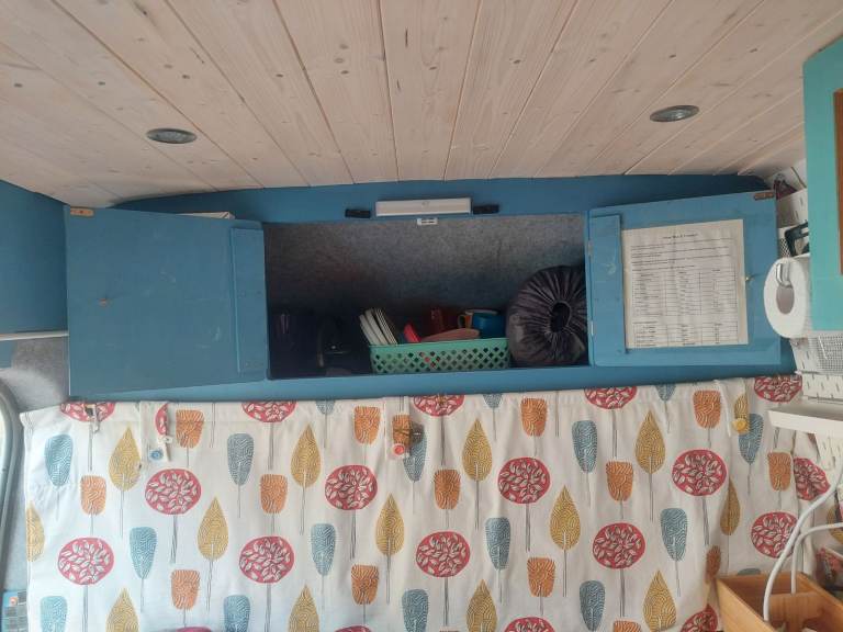 CAMPERVAN  With free awning. 