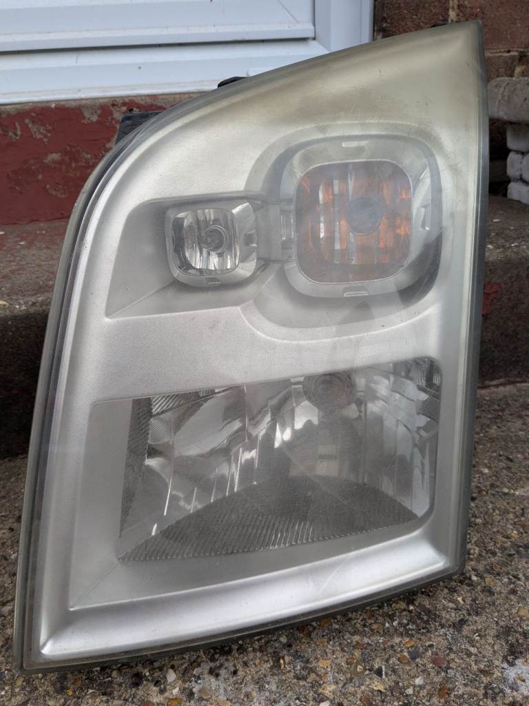 Ford Transit headlights (Pair) Mk7
