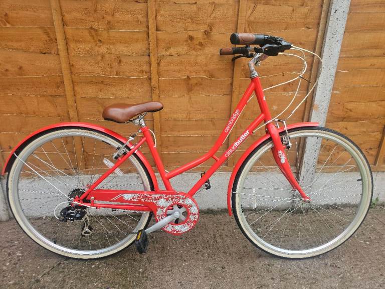 BIKE 28" WHEELS CLAUD BUTLER HIGH QUALITY 6-SPEED DUTCH STYLE SHOPPER/ 17" FRAME - Adult size £99