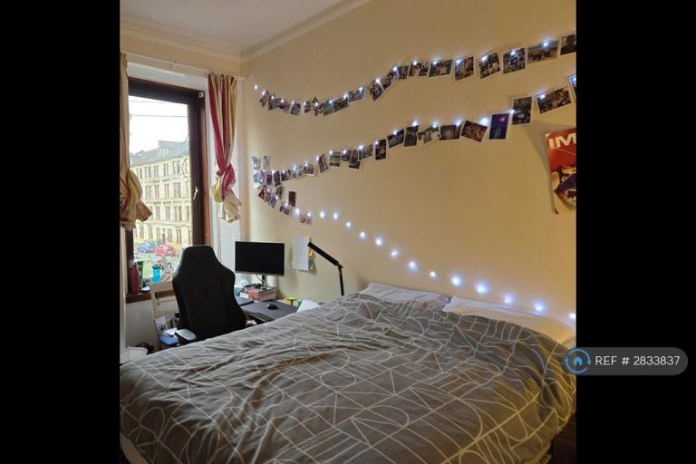 1 bedroom in Dowanhill Street, Glasgow, G11 (#2833837)