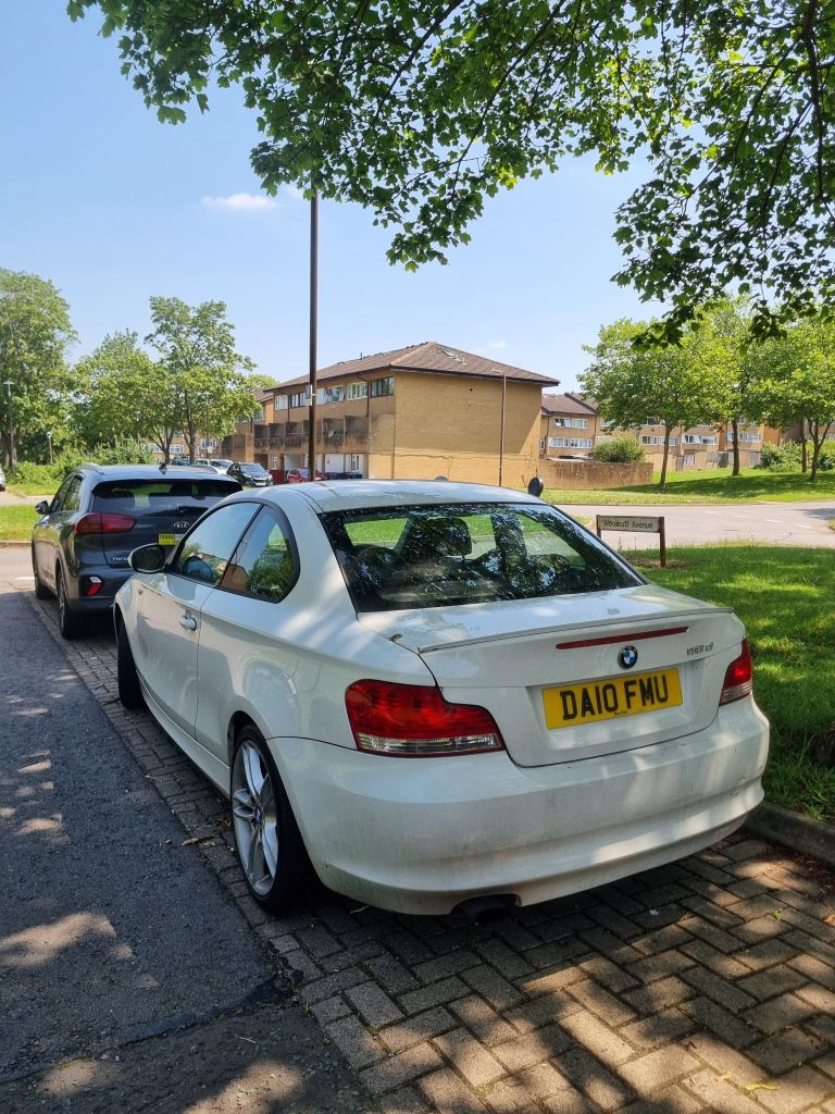 BMW, 1 SERIES, Coupe, 2010, Manual, 1995 (cc), 2 doors