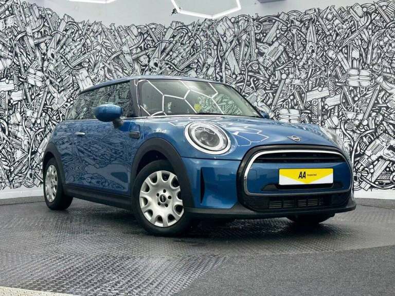 2022 MINI Hatch 1.5 One Classic Hatchback 3dr Petrol Manual Euro 6 (s/s) (102 ps) Hatchback Petro...