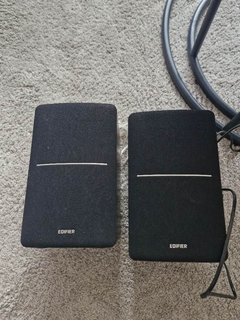 Edifier R1280DB  Speakers 