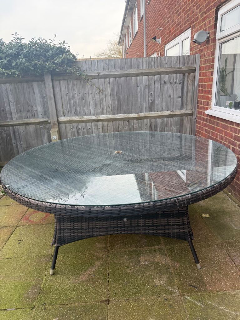 Outdoor table