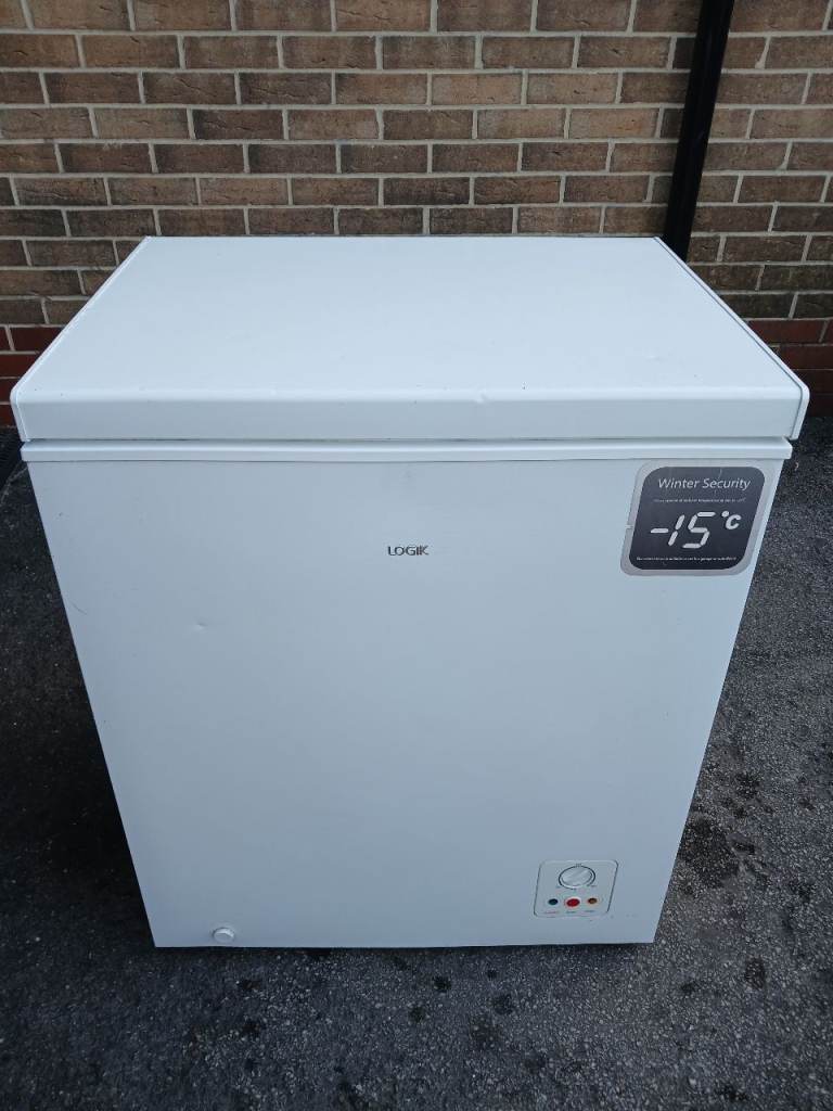 FREEZER CHEST FREEZER 140 LITRE CAPACITY WITH TWIN FOOD BASKETS LOGIK CAN DELIVER £130
