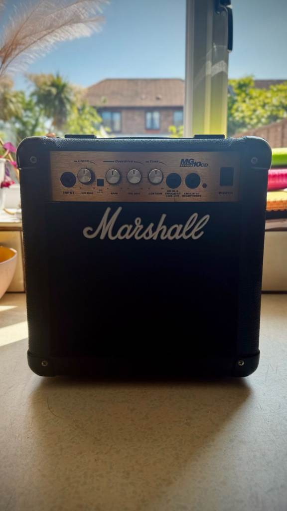 Marshall MG10CD Guitar Amp – Excellent Condition