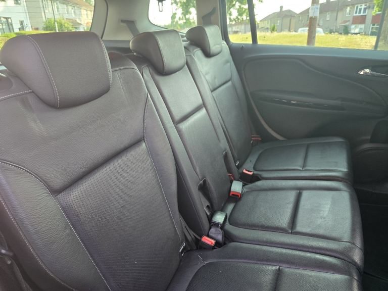 ULEZ FREE!! 2016 VAUXHALL ZAFIRA 1.4 PETROL ENGINE MANUAL 