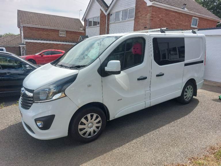 Vauxhall, VIVARO, day/campervan 