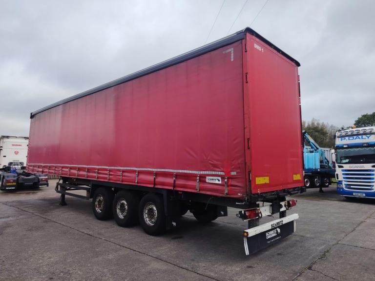 2016 Schmitz Curtainsider trailer 4.5 high 10 foot though curtains Galvanised