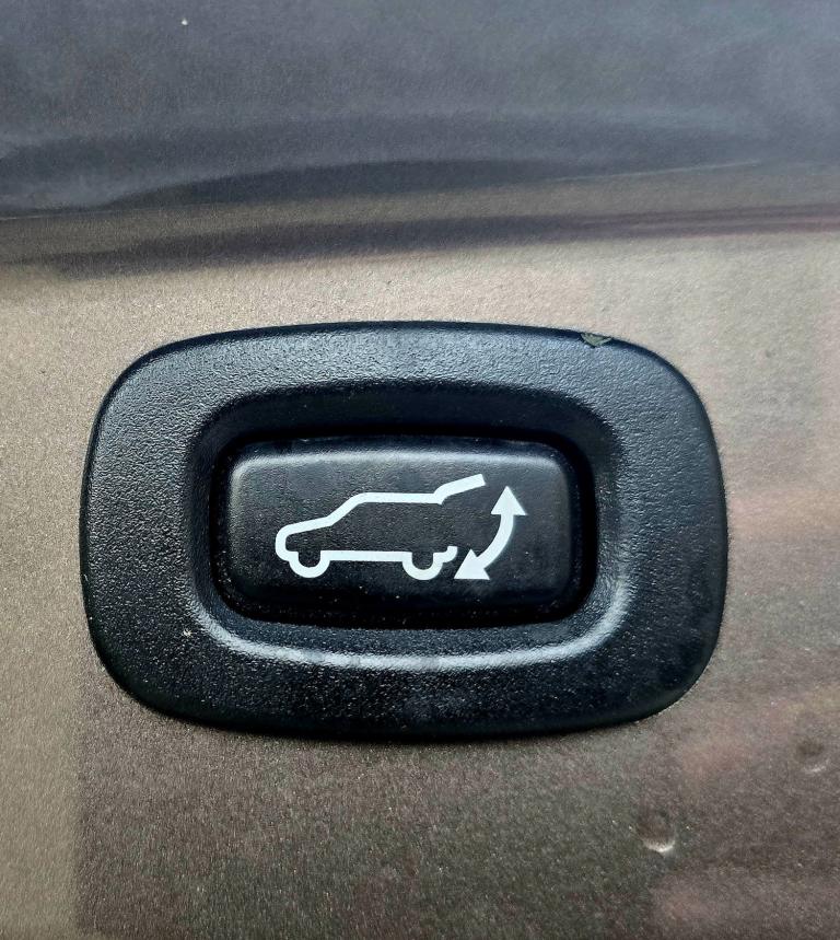 2018 Mitsubishi Outlander 2.0 PLUG-IN HYBRID 1YEAR MOT HPI CLEAR NEWLY SERVICED 3 MONTHS WARRANTY...