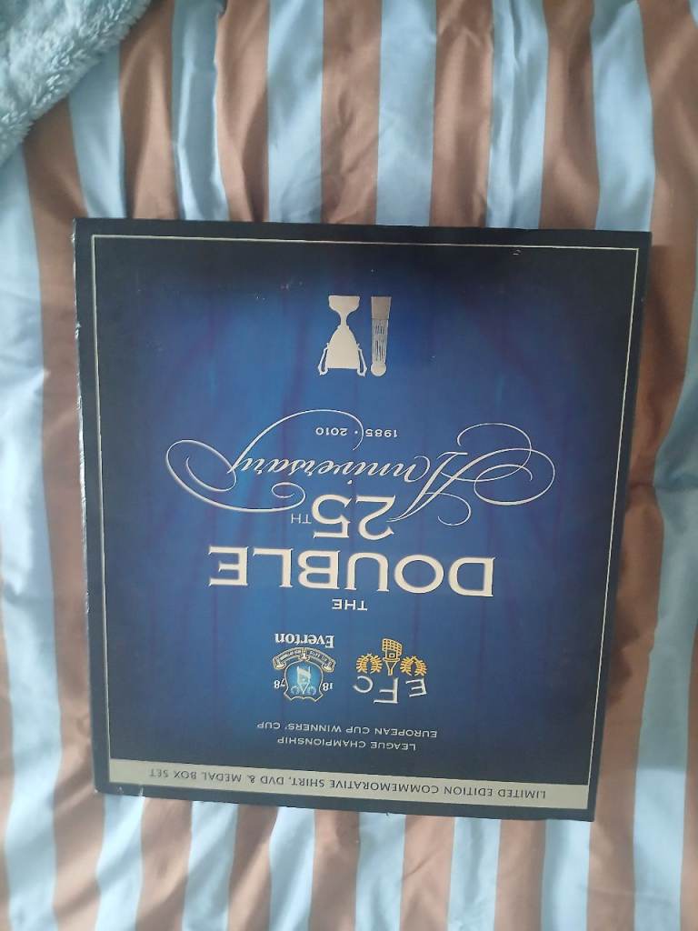 Limited edition Everton The Double 25th Anniversary Commemorative Shirt, DVD & Medal Box Set