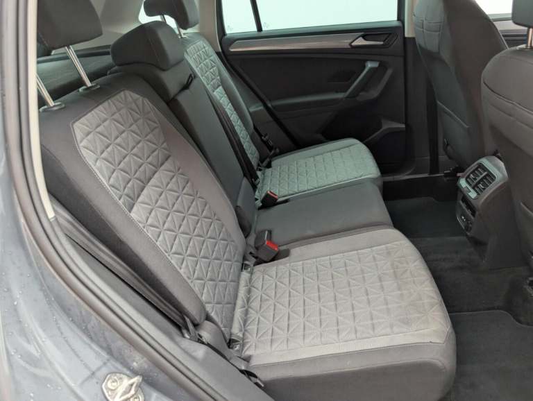 2022 Volkswagen Tiguan 1.5 TSI Life SUV 5dr Petrol DSG Euro 6 (s/s) (150 ps) PARKING SENSORS+LANE...