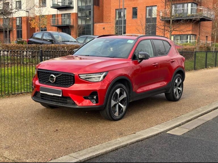 2024 Volvo XC40 2.0 B4P Ultimate Dark 5dr Auto *DAMAGED SALVAGE* ESTATE Petrol Automatic