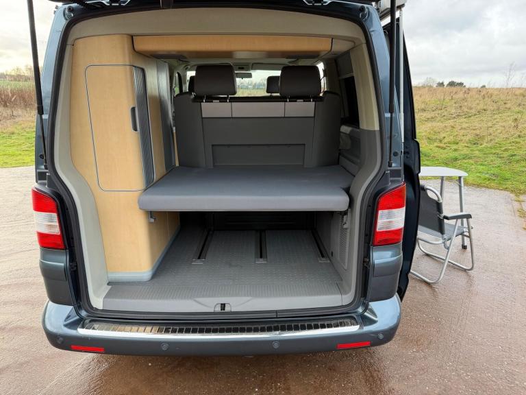 2008 Volkswagen TR-PORTER CALIF SE 174 A SE 174BHP DSG DIESEL Automatic