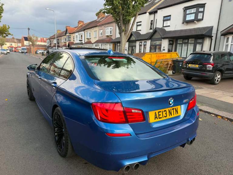 BMW M5 F10 