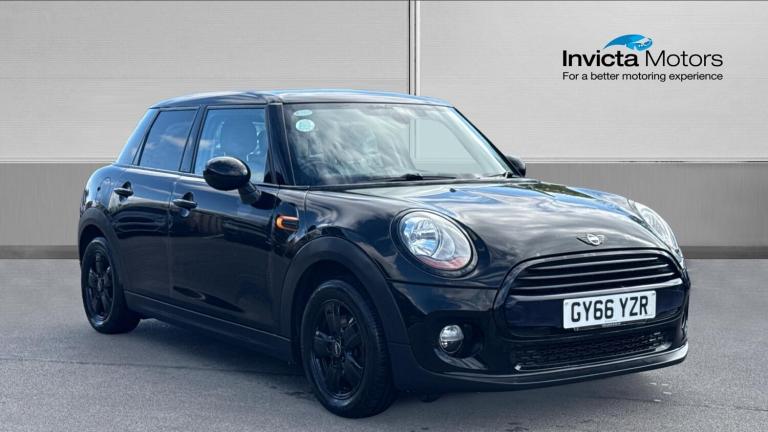 2016 Mini Hatch 1.5 Cooper 5dr Auto (Visual Boost Radio)(Lounge Le Petrol