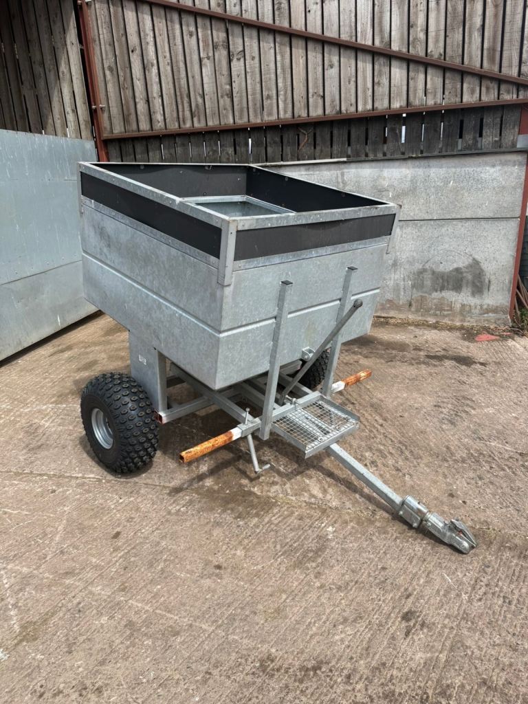 Chick/ poultry feeding trailer 
