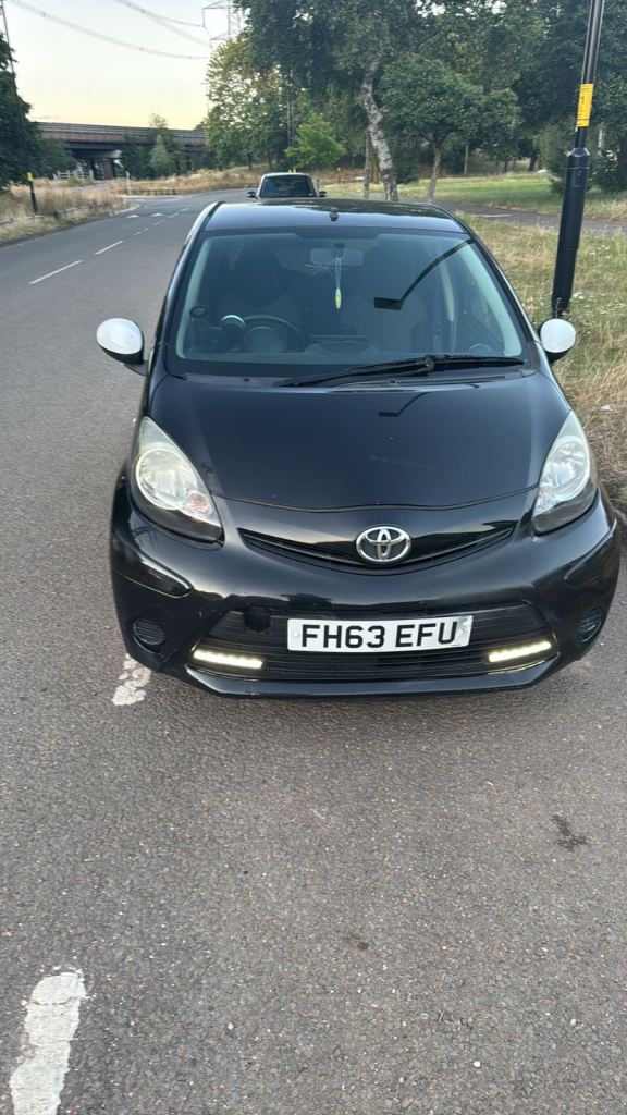 Toyota, AYGO, Hatchback, 2014, Manual, 998 (cc), 5 doors