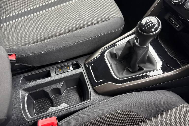 2019 Volkswagen T-Roc 1.6 TDI SE 5dr SUV Manual