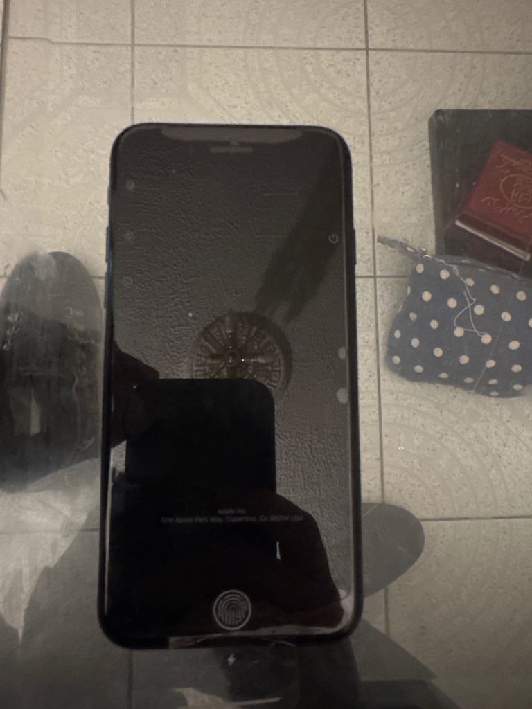 Apple iPhone SE (2022) 64GB