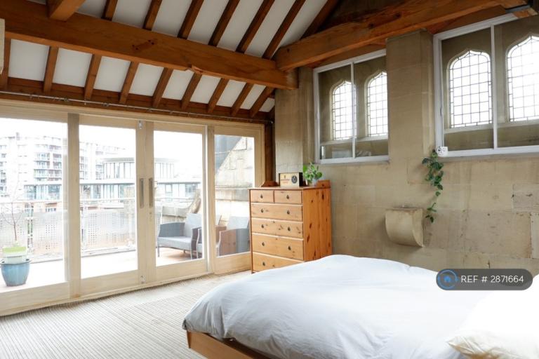 2 bedroom flat in Blackfriars Street, Salford, M3 (2 bed) (#2871664)