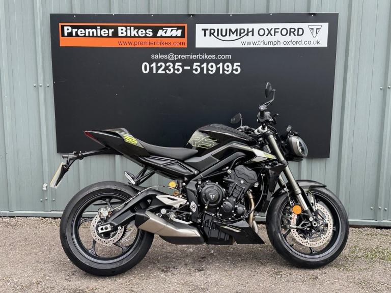 Stunning One Owner 2024/74 Triumph Street Triple 765 RS Motorcycle 