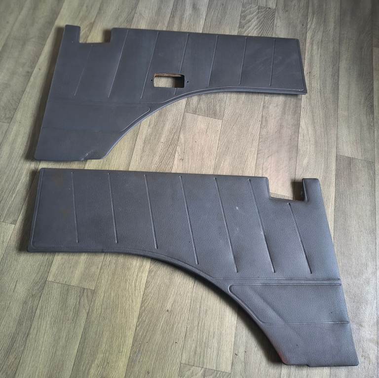 Suzuki vitara mk1 pair rear panel trims
