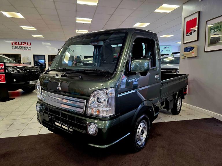 2025 Mitsubishi Minicab PETROL Manual