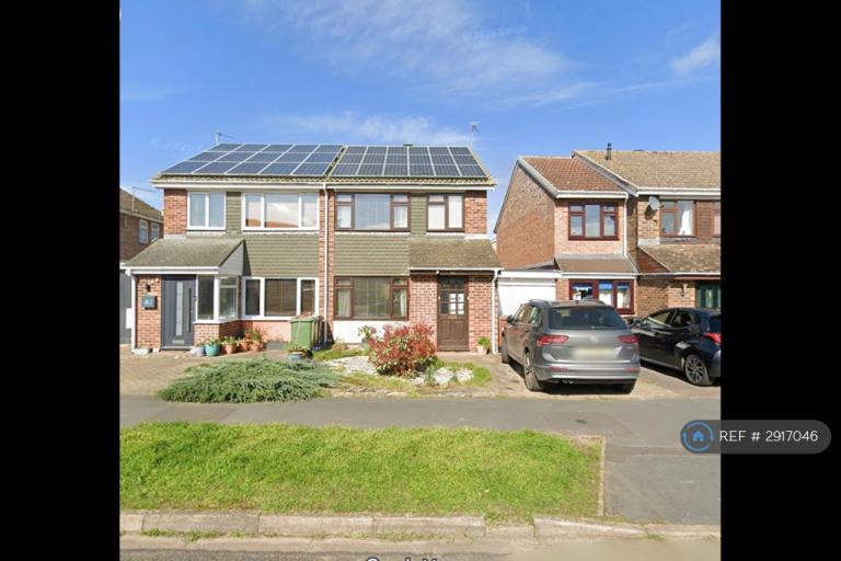 3 bedroom house in Tennyson Drive, Abingdon, OX14 (3 bed) (#2917046)