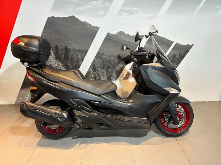Suzuki Burgman 400