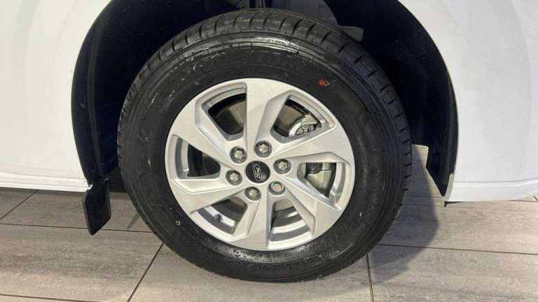  Ford Transit Custom 2.5 PHEV 232ps H1 Van Limited Auto Van Plug-In Hy Automatic