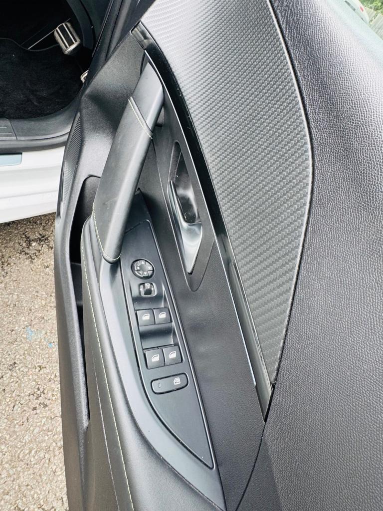 2024 Peugeot 208 1.2 Hybrid 136 GT 5dr e-DSC6 HATCHBACK Petrol Automatic