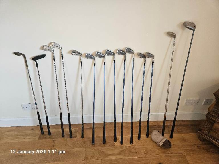 Set of Ladies Golf Clubs and bag  - used