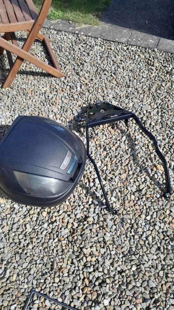 Suzuki GSX Top box and rack.