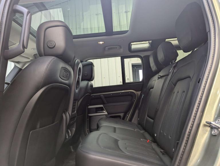 2021 Land Rover Defender 2.0 Defender SE Auto 4WD 5dr SUV Petrol Automatic