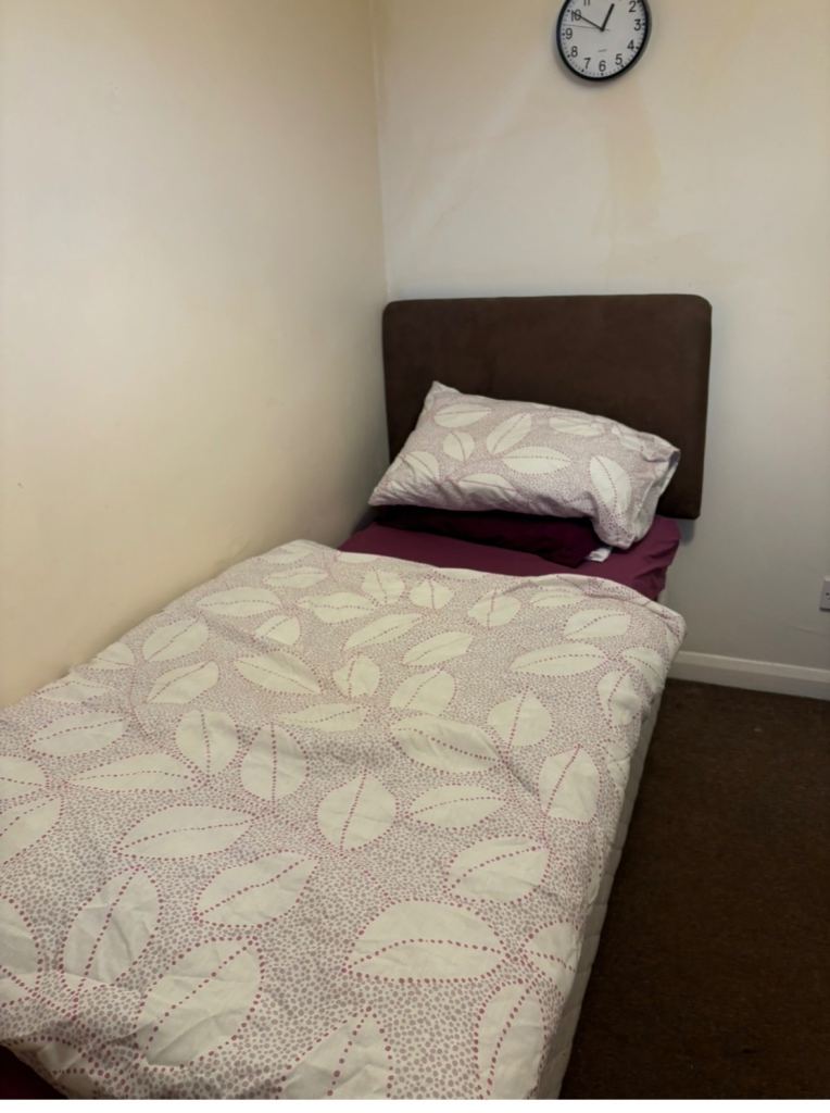 Single room to rent