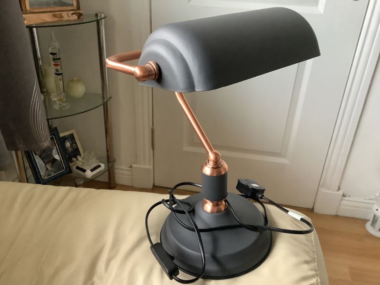 BANKER STYLE DESK LAMP