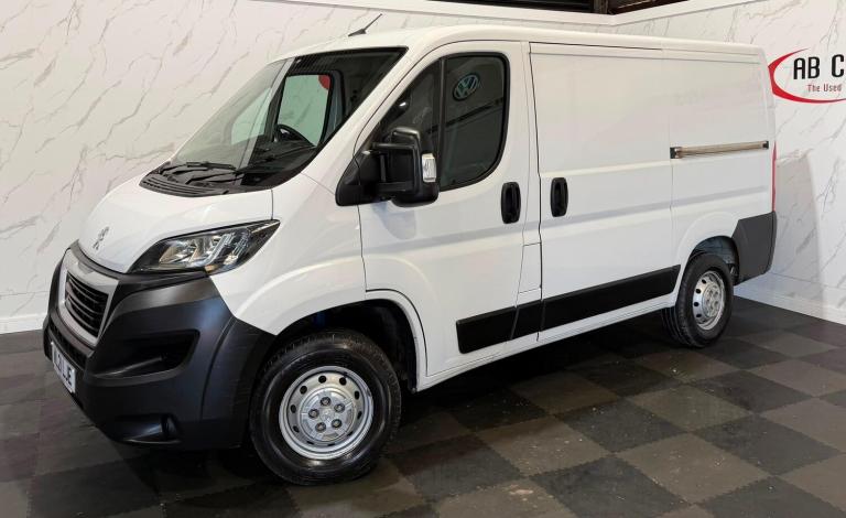 2021 Peugeot Boxer 2.2 BlueHDi H1 Professional Van 120ps PANEL VAN DIESEL Manual