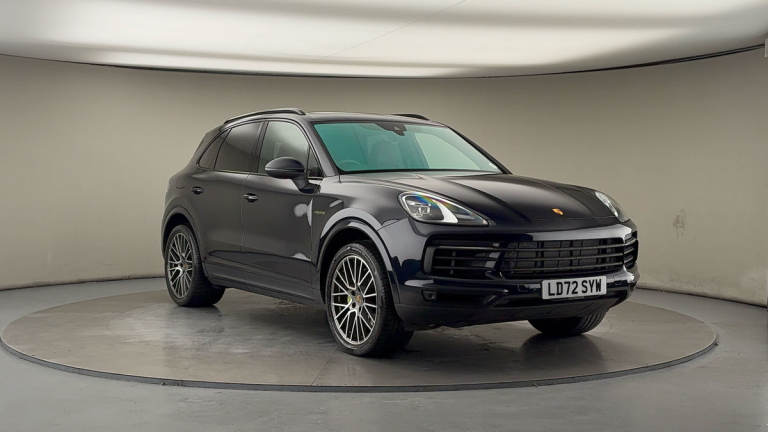 2022 Porsche Cayenne 3.0 V6 E-Hybrid 17.9kWh Platinum Edition SUV 5dr Petrol Plug-in Hybrid Tipt ...