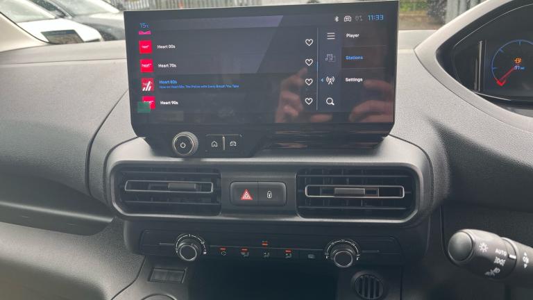 2025 Peugeot Partner Long Diesel 1.5 BlueHDi 100 Professional Plus Van Van Diesel Manual