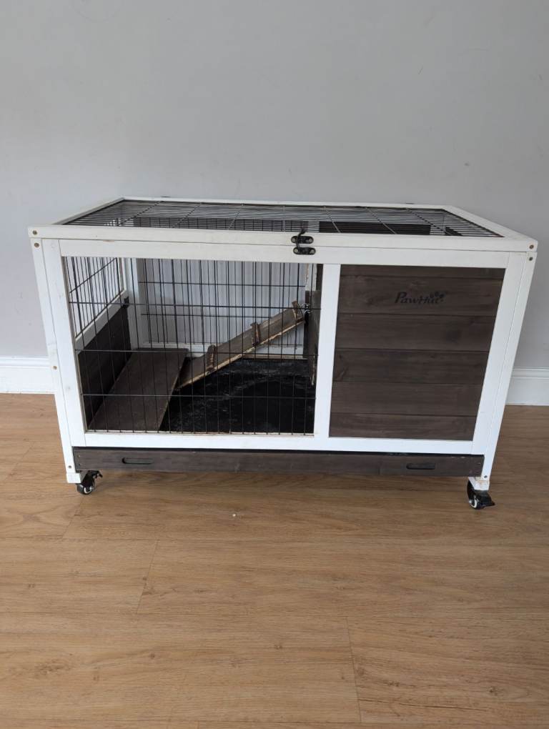 Indoor rabbit/guinea pig cage 