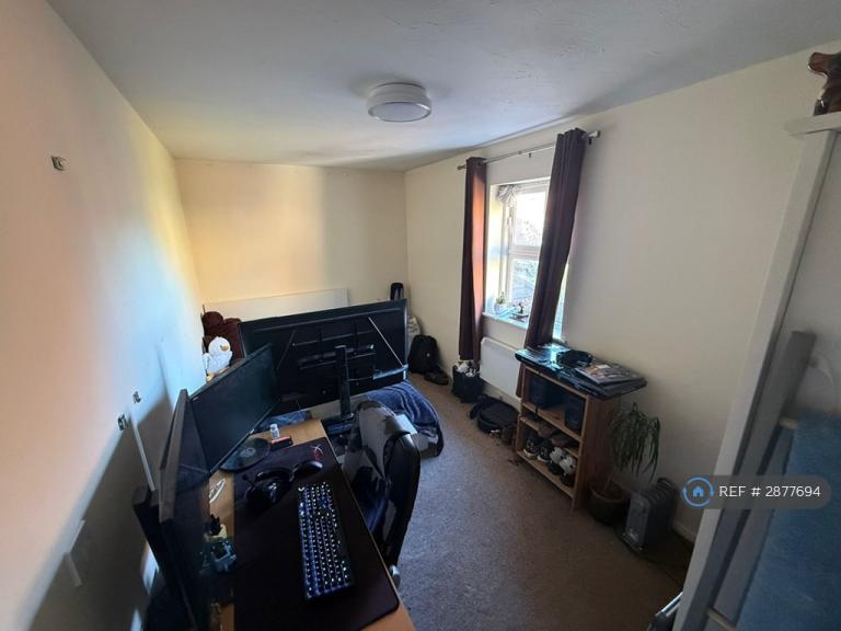 2 bedroom flat in Paxton, Bristol, BS16 (2 bed) (#2877694)