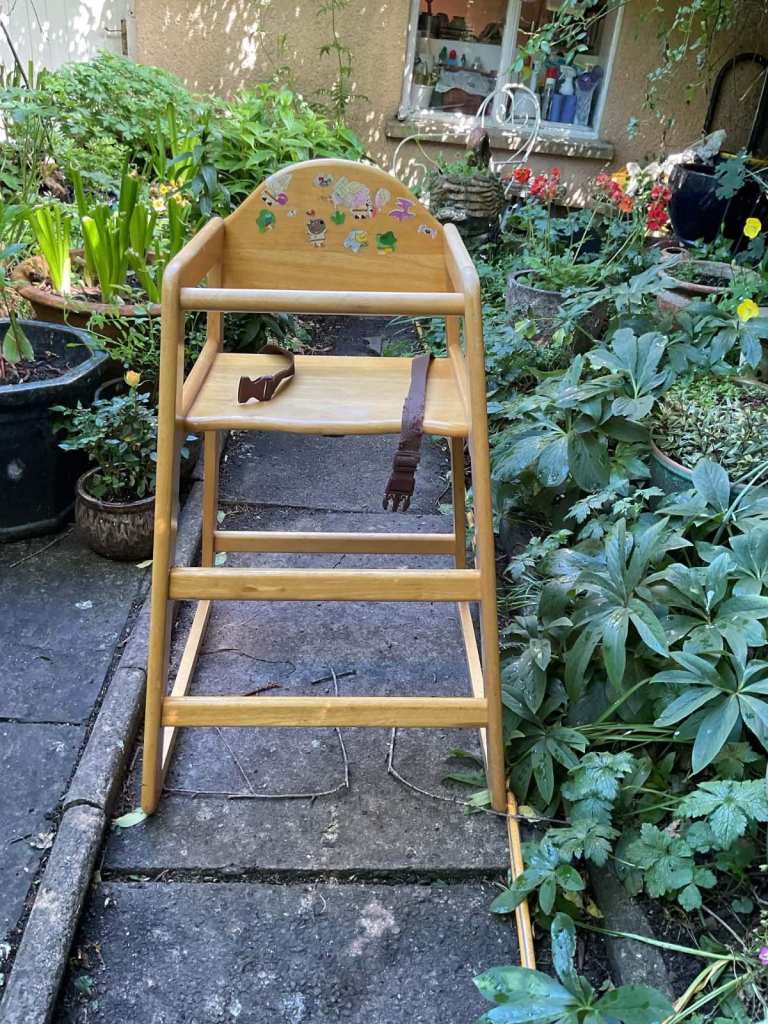 (Reserved) FREE: wooden high chair